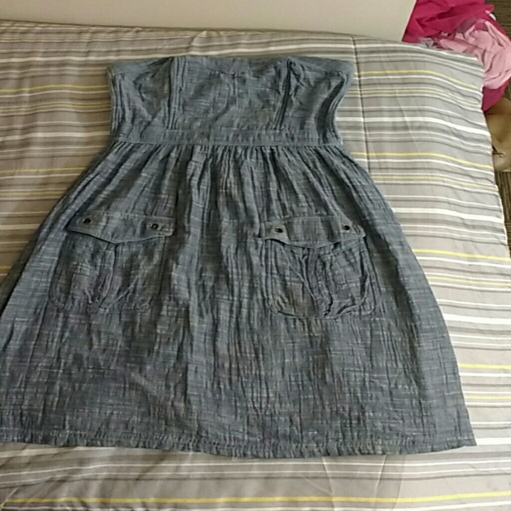 Strapless dress